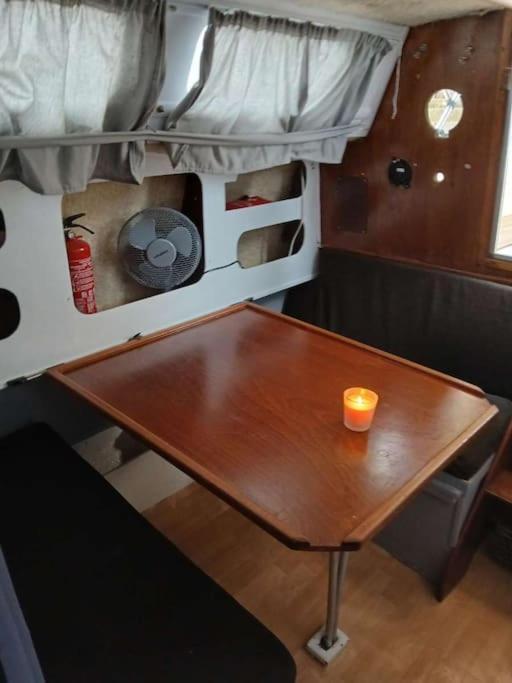 Botel Nuit Insolite Sur Un Voilier Saint-Cyprien (Pyrenees-Orientales)