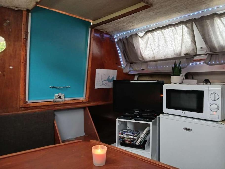 Botel Nuit Insolite Sur Un Voilier *